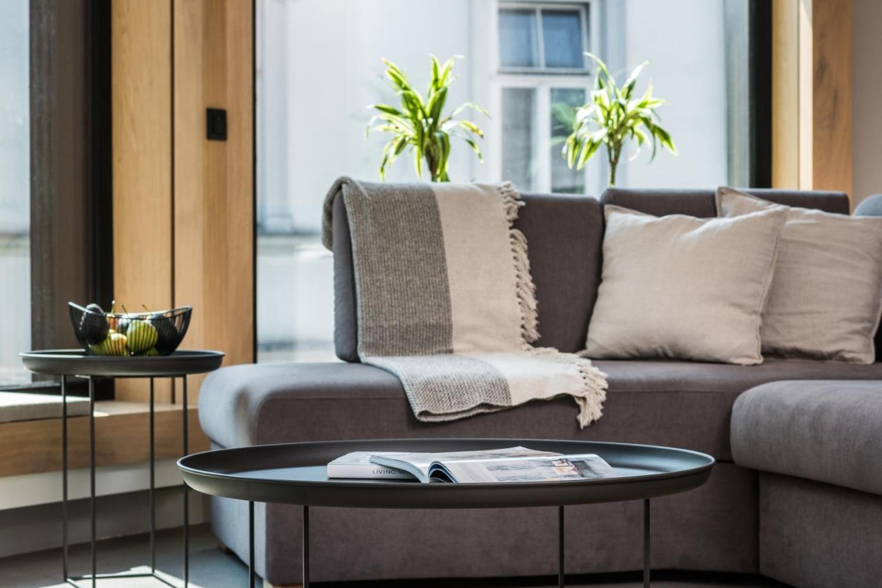 Academia Apartments Краков Экстерьер фото